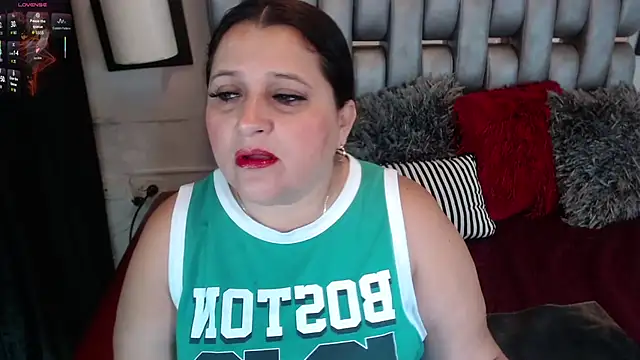 Kerly Doll online show from March 30, 1:34 pm