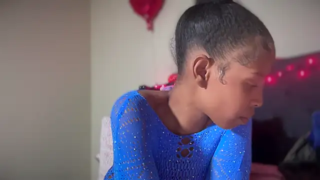 Cum2Charm online show from March 7, 2:36 am