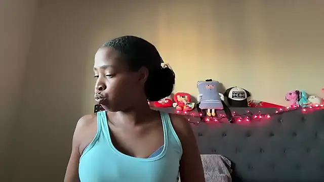 Cum2Charm online show from October 3, 12:51 am