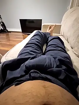 Snapshot of YourPersonall chatting on April 4, 2:21 am YourPersonall online show from April 4, 2:21 am