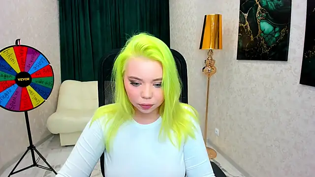 EnergyBunny 1 online show from January 13, 10:35 pm