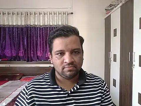 Snapshot of dhruv_love chatting on October 11, 4:33 am dhruv love online show from October 11, 4:33 am