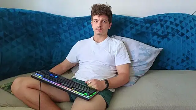 Remy Miles online show from September 11, 7:08 am