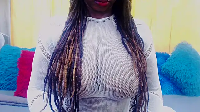 Bustydiva88 online show from December 17, 1:22 am