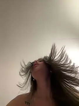 Alyshanon18 online show from March 11, 2:17 am