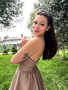 Alyshanon18 online show from March 28, 7:02 pm