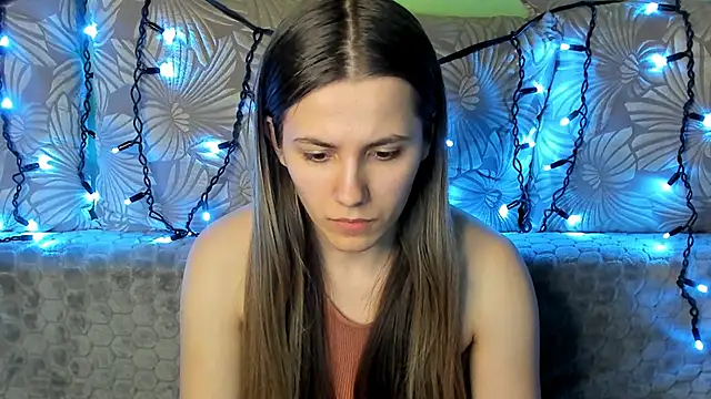 MaggieCake online show from February 15, 4:58 am