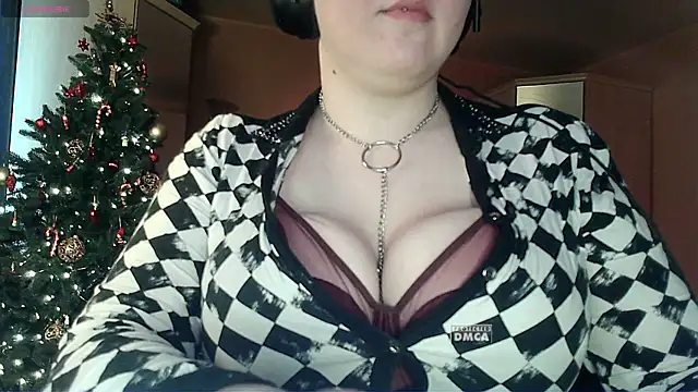 Snapshot of Mrs_Dream chatting on May 13, 9:28 am Mrs Dream online show from May 13, 9:28 am