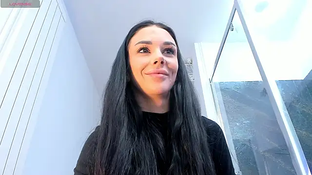 realhotfallingdevil online show from September 26, 9:02 am