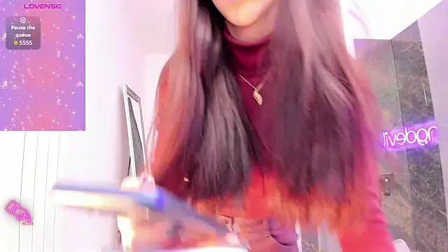 realhotfallingdevil online show from November 7, 6:02 am