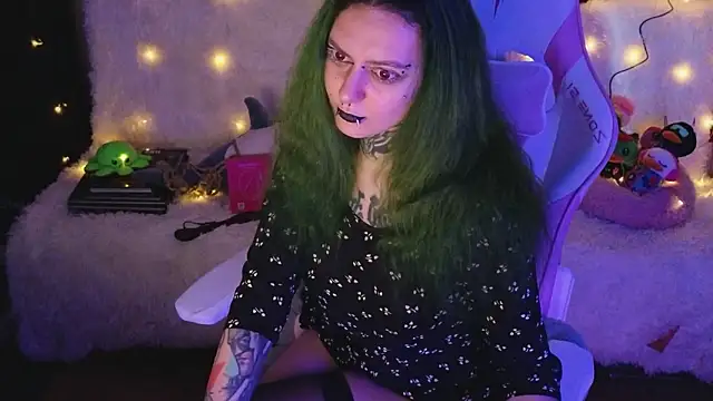 Snapshot of Ginger_Stay chatting on February 26, 6:56 am Ginger Stay online show from February 26, 6:56 am