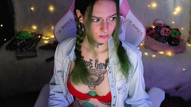 Ginger Stay online show from April 13, 8:31 am