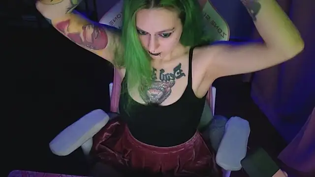 Snapshot of Ginger_Stay chatting on June 23, 9:13 pm Ginger Stay online show from June 23, 9:13 pm