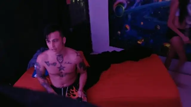 dounolimist777 online show from December 17, 7:03 am