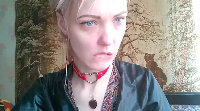 WildMissNiks online show from February 8, 9:13 am