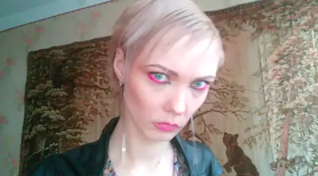 WildMissNiks online show from February 8, 12:39 pm