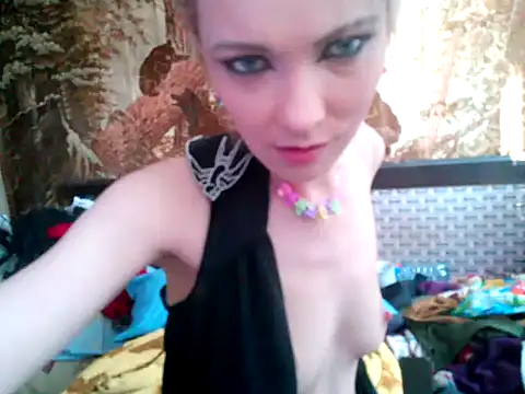 WildMissNiks online show from February 23, 10:28 am