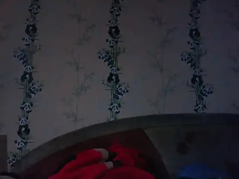 WildMissNiks online show from April 7, 6:36 am