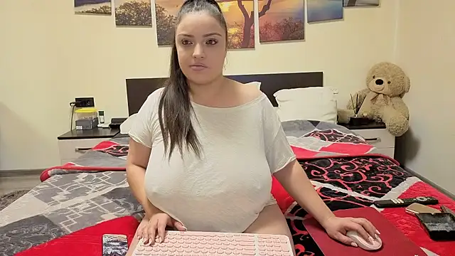 adelline online show from February 2, 9:46 pm