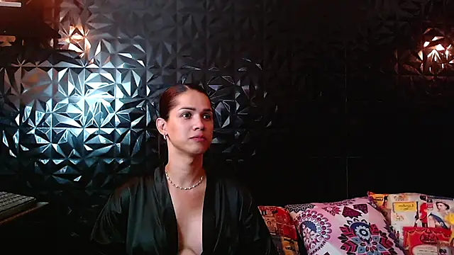 PINK  LOLA1 online show from October 15, 12:33 am