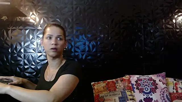 PINK  LOLA1 online show from March 30, 11:22 am