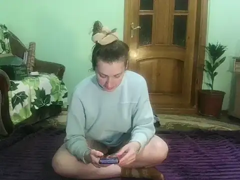 Snapshot of AngelTough20 chatting on March 2, 9:43 pm AngelTough20 online show from March 2, 9:43 pm