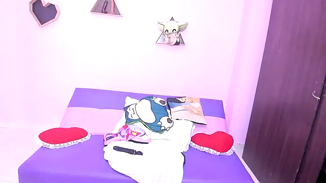 MATURE WHOR33 online show from September 25, 11:47 am