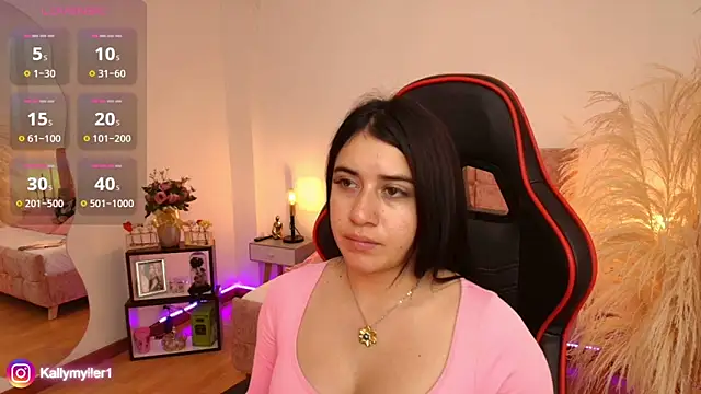 Snapshot of KallyMyller1 chatting on January 11, 7:27 pm KallyMyller1 online show from January 11, 7:27 pm