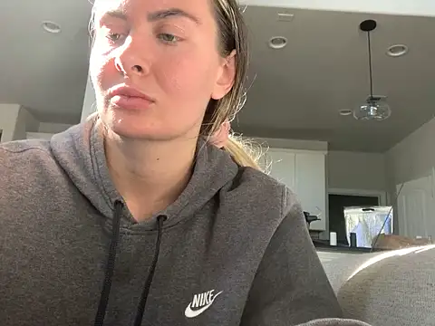 Alyssa rhoades online show from January 19, 7:15 pm