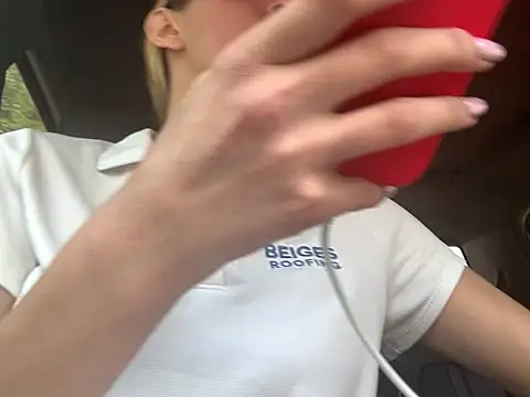 Snapshot of Alyssa_rhoades chatting on July 26, 6:26 pm Alyssa rhoades online show from July 26, 6:26 pm