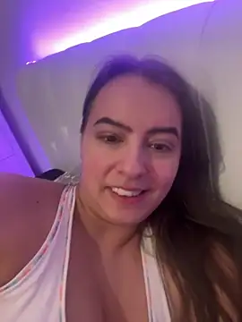 Snapshot of eleonoree chatting on March 1, 8:33 pm eleonoree online show from March 1, 8:33 pm