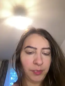 Snapshot of eleonoree chatting on April 26, 6:05 pm eleonoree online show from April 26, 6:05 pm