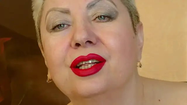 LadyPosh online show from January 9, 10:20 pm