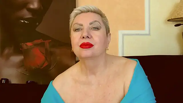 LadyPosh online show from February 19, 1:18 am