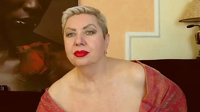 LadyPosh online show from February 19, 9:36 pm