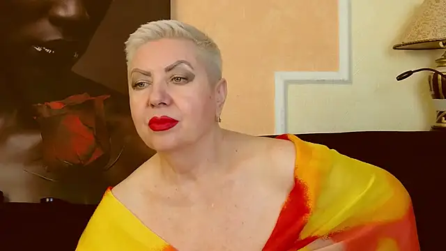 LadyPosh online show from March 14, 12:43 am