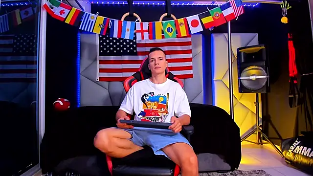 Aydenmiller96 online show from July 11, 1:03 pm