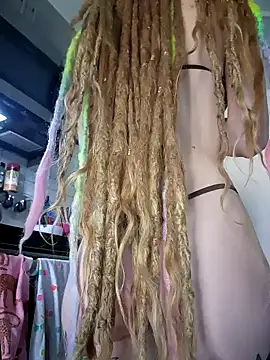 LucidLucy online show from September 18, 3:25 pm