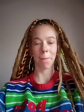 LucidLucy online show from October 21, 1:01 pm