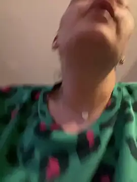 Dirtyfeelin online show from December 15, 8:36 pm