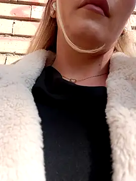 Dirtyfeelin online show from February 11, 11:32 am