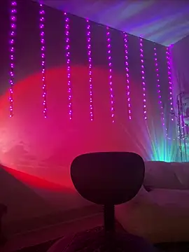 thebrattygoddess online show from September 12, 11:10 am