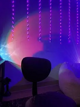 thebrattygoddess online show from October 10, 9:08 am