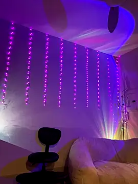 thebrattygoddess online show from October 16, 10:27 am