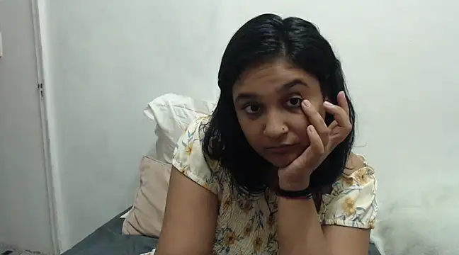 Indianbloom- online show from February 1, 8:39 am