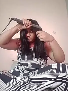 Indianbloom- online show from November 11, 12:27 pm