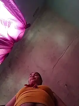 Indianbloom- online show from February 15, 10:36 am