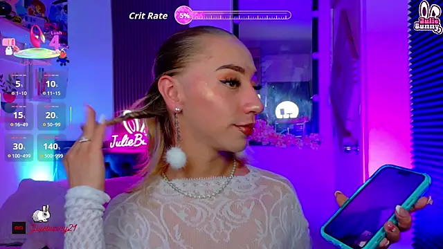 Snapshot of Littlebunny21 chatting on June 3, 3:20 am Littlebunny21 online show from June 3, 3:20 am