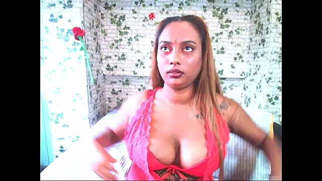 sexyindianchic online show from February 27, 10:48 am