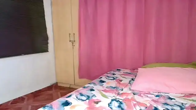 sexyindianchic online show from March 22, 9:21 pm